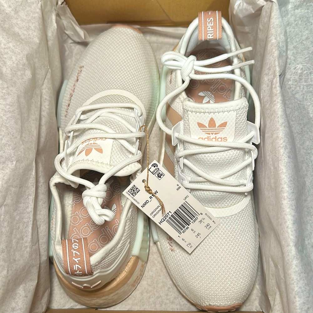 NWT Adidas NMD R1 - Never Worn